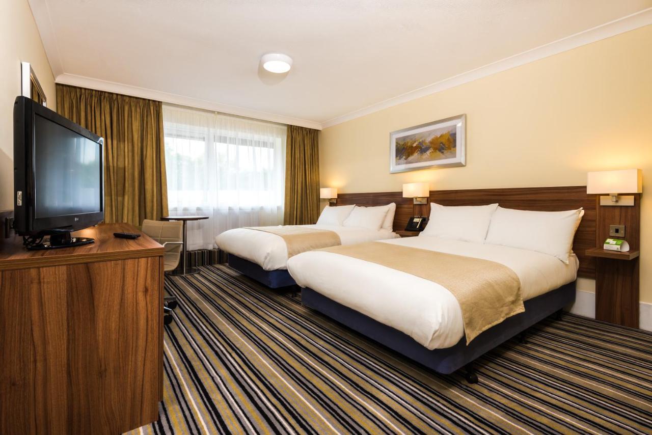 Holiday Inn Warrington, An Ihg Hotel Εξωτερικό φωτογραφία